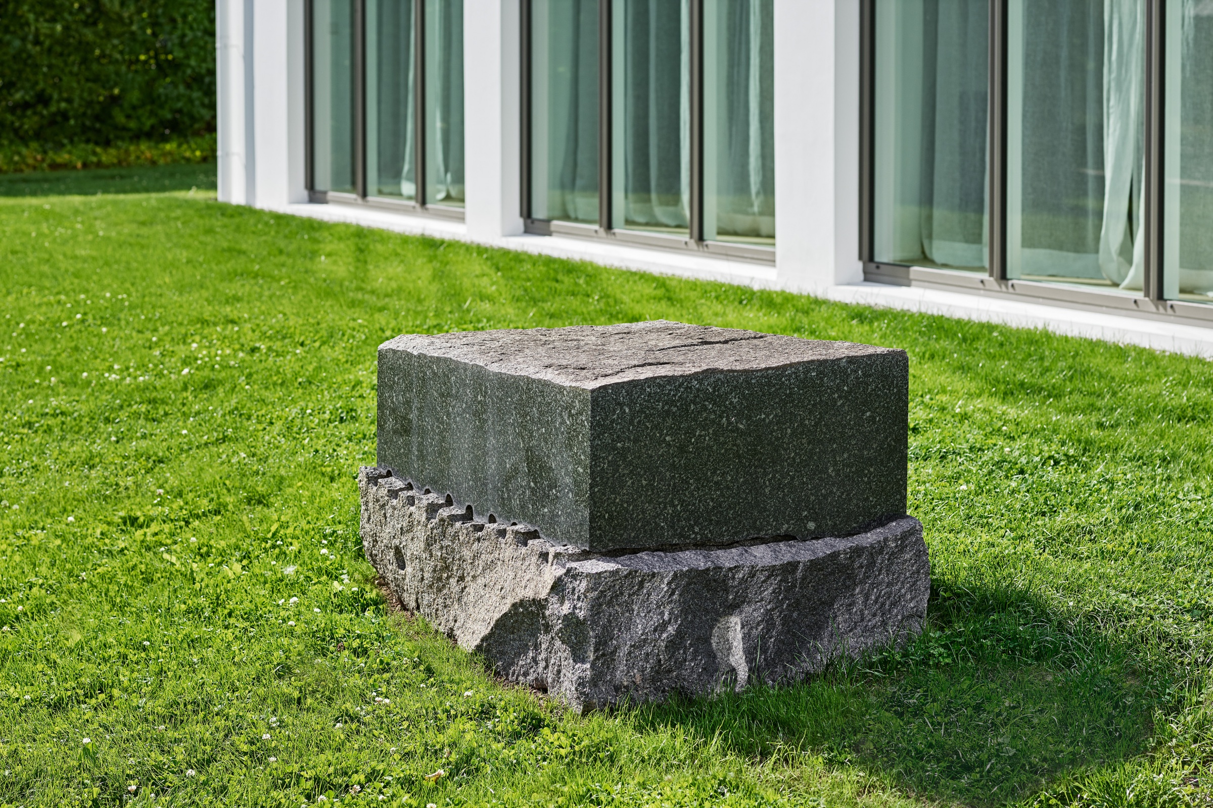 Ulrich Rückriem, Gebhardser Granit, 1988, granite, 113 x 82 x 68 cm.; 44 1/2 x 32 1/4 x 26 3/4 in.
